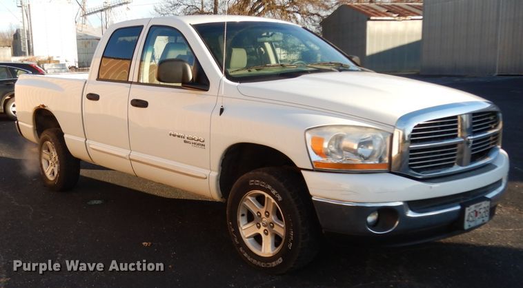 image for item DJ6739 2006 Dodge Ram 1500  Quad Cab pickup truck