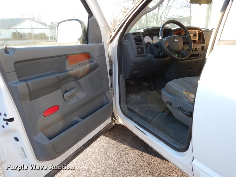 image for item DJ6739 2006 Dodge Ram 1500  Quad Cab pickup truck