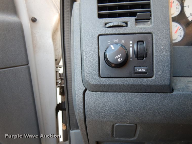 image for item DJ6739 2006 Dodge Ram 1500  Quad Cab pickup truck