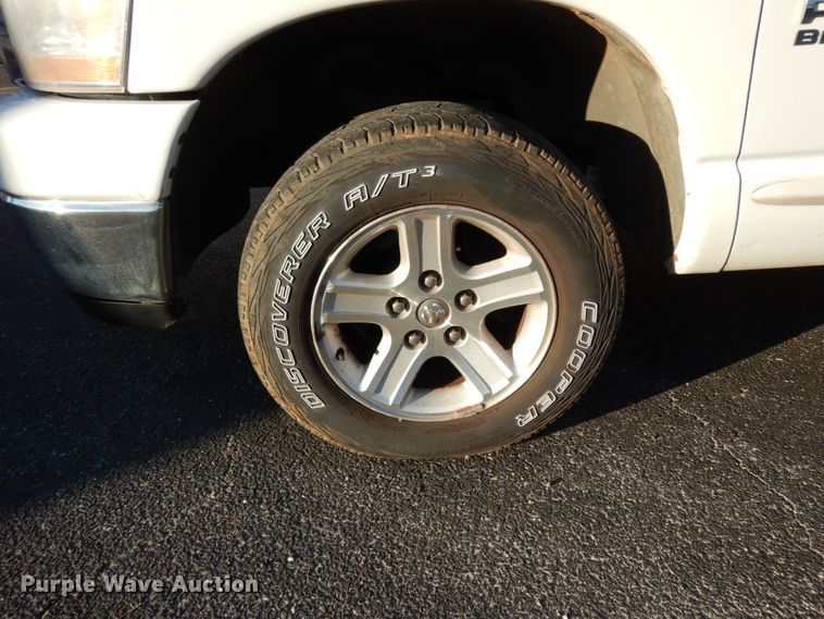 image for item DJ6739 2006 Dodge Ram 1500  Quad Cab pickup truck