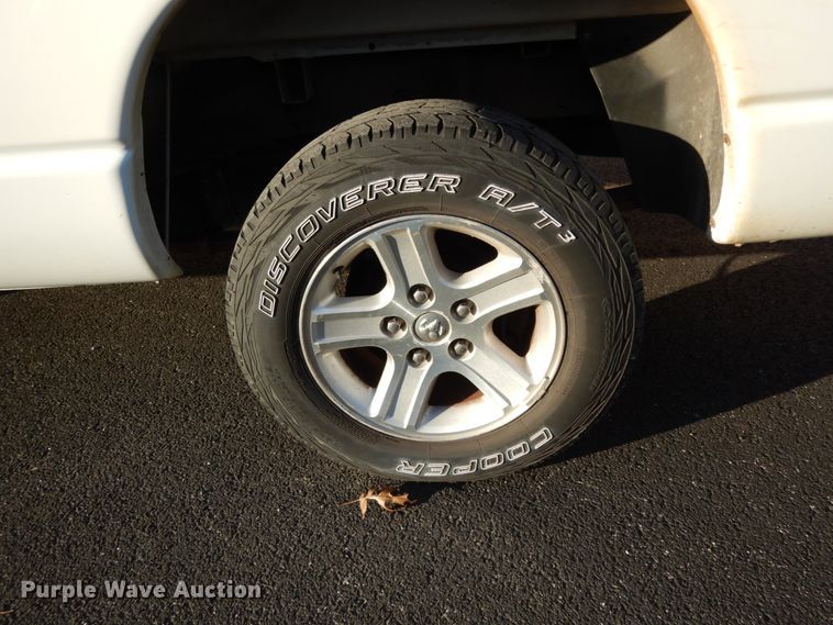 image for item DJ6739 2006 Dodge Ram 1500  Quad Cab pickup truck