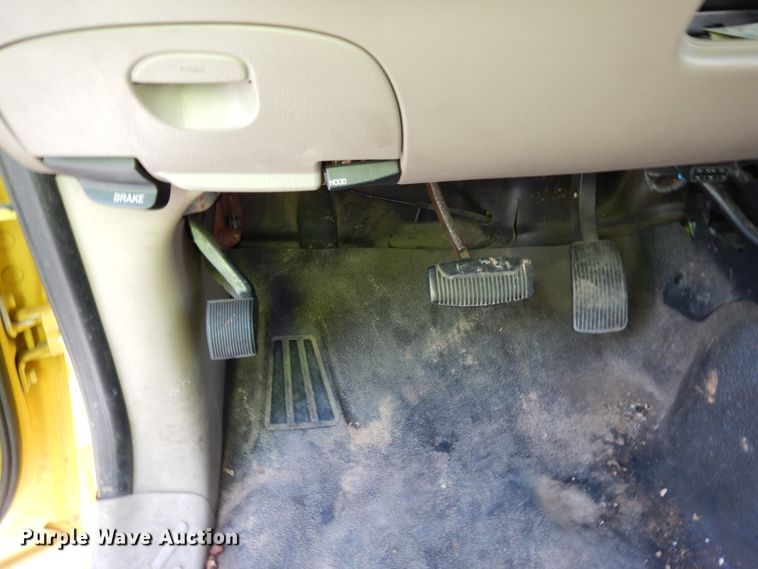 image for item DJ6742 2004 Ford F150  SuperCab pickup truck