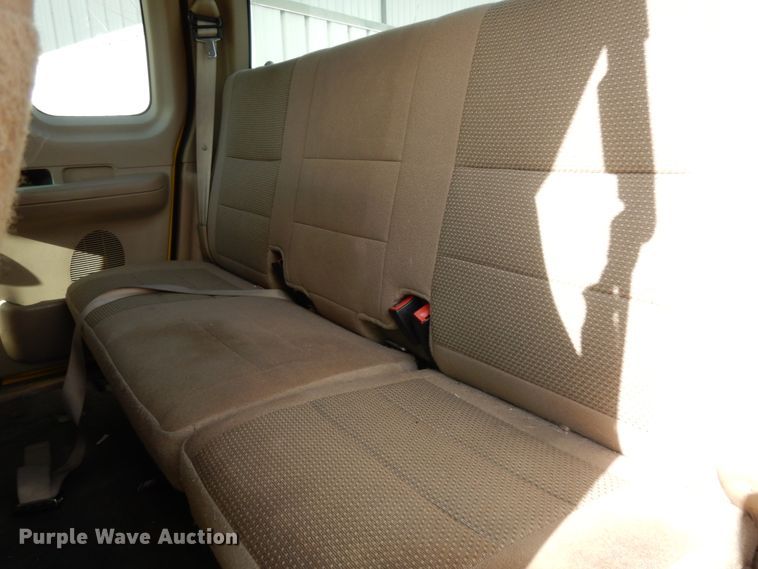 image for item DJ6742 2004 Ford F150  SuperCab pickup truck