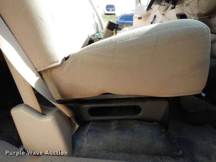 image for item DJ6742 2004 Ford F150  SuperCab pickup truck