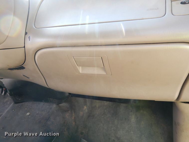 image for item DJ6742 2004 Ford F150  SuperCab pickup truck