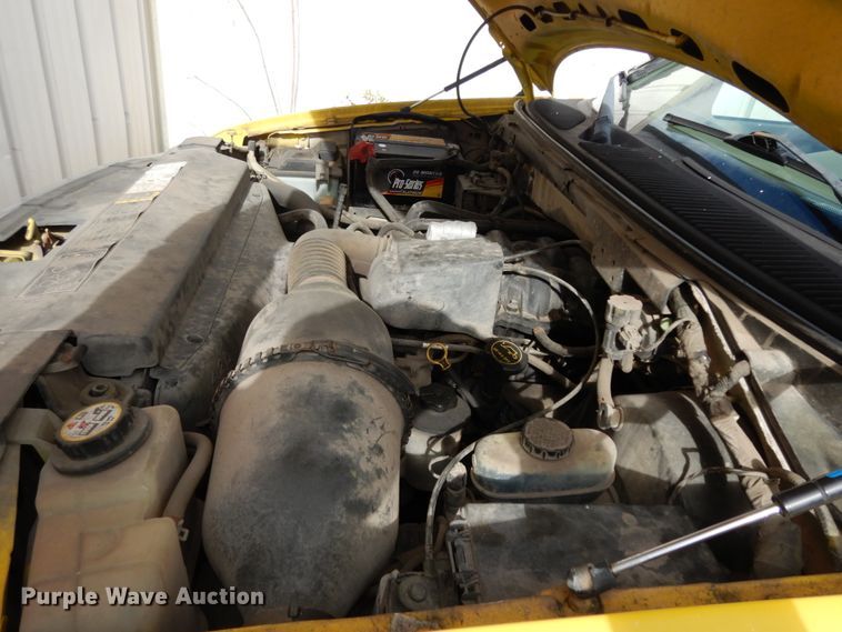 image for item DJ6742 2004 Ford F150  SuperCab pickup truck