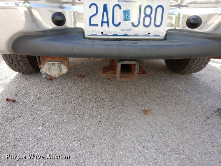 image for item DJ6742 2004 Ford F150  SuperCab pickup truck