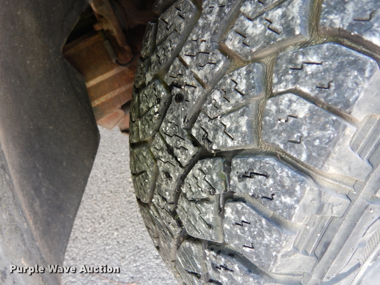 image for item DJ6742 2004 Ford F150  SuperCab pickup truck