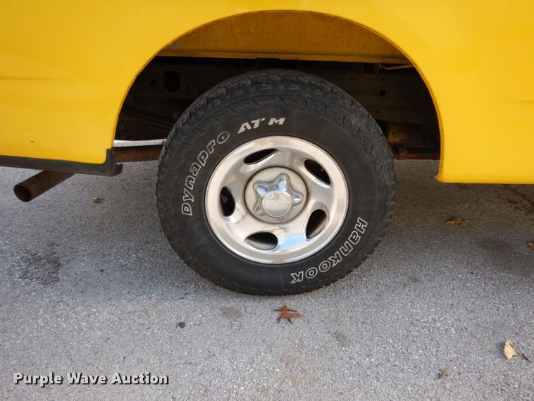 image for item DJ6742 2004 Ford F150  SuperCab pickup truck