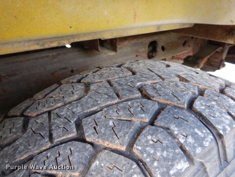 image for item DJ6742 2004 Ford F150  SuperCab pickup truck