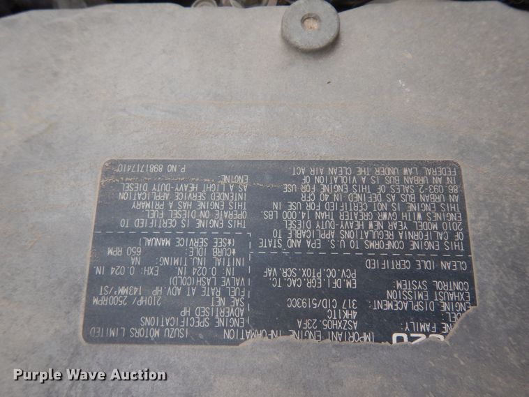 image for item DJ6743 2011 Isuzu NPR  box truck