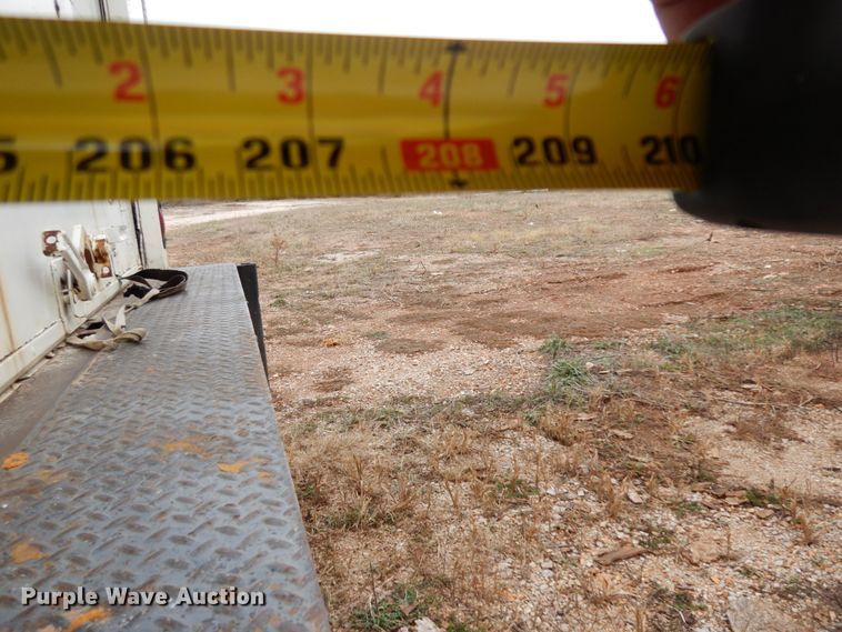 image for item DJ6743 2011 Isuzu NPR  box truck