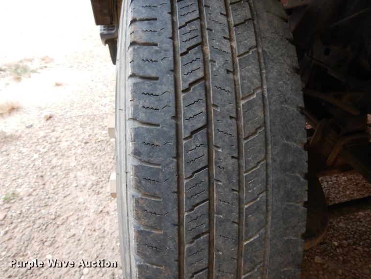 image for item DJ6743 2011 Isuzu NPR  box truck