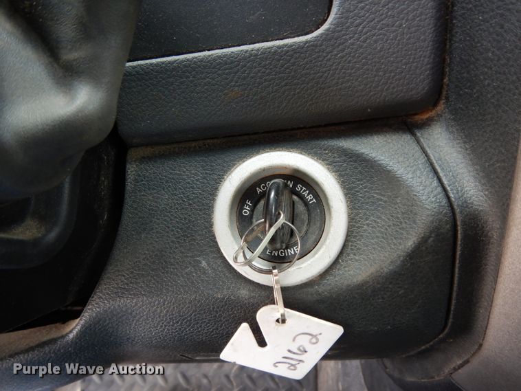 image for item DJ8081 2015 Dodge Ram 5500HD  Crew Cab flatbed truck