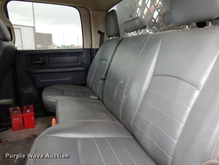 image for item DJ8081 2015 Dodge Ram 5500HD  Crew Cab flatbed truck