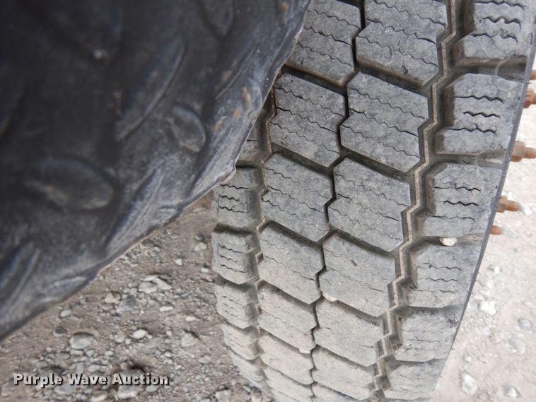 image for item DJ8081 2015 Dodge Ram 5500HD  Crew Cab flatbed truck