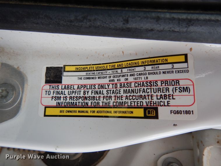 image for item DJ8081 2015 Dodge Ram 5500HD  Crew Cab flatbed truck