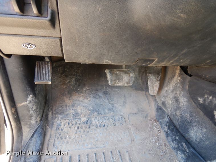 image for item DJ8097 2012 Dodge Ram 5500HD  Crew Cab flatbed truck