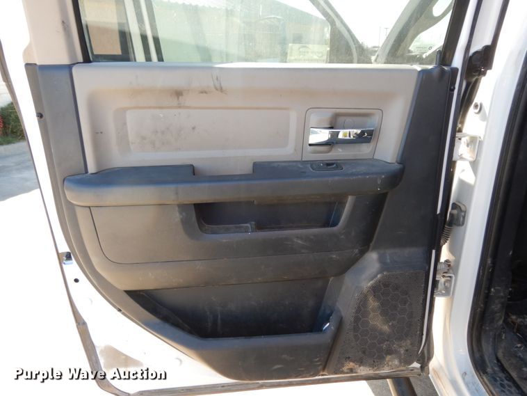 image for item DJ8097 2012 Dodge Ram 5500HD  Crew Cab flatbed truck