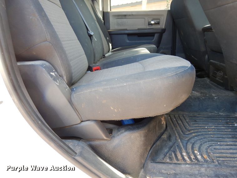 image for item DJ8097 2012 Dodge Ram 5500HD  Crew Cab flatbed truck