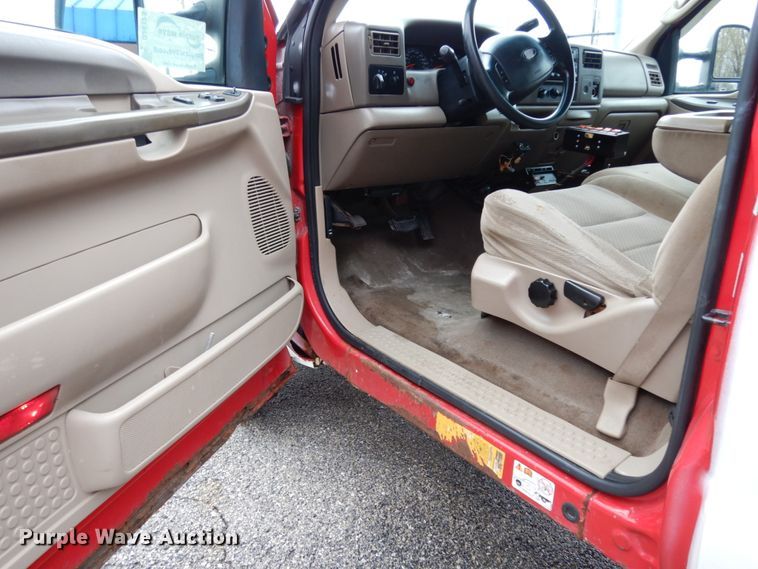 image for item DJ8123 2003 Ford F550 Super Duty  dump truck