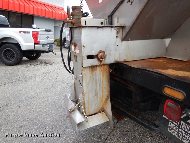 image for item DJ8123 2003 Ford F550 Super Duty  dump truck