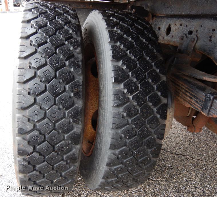 image for item DJ8123 2003 Ford F550 Super Duty  dump truck