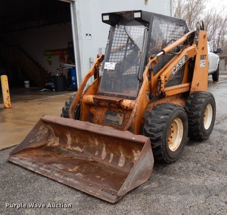 image for item DJ8124 Case 90XT  skid steer loader