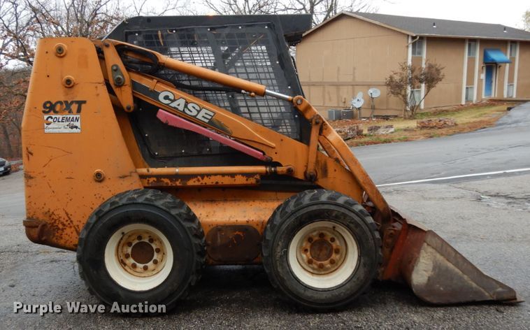image for item DJ8124 Case 90XT  skid steer loader