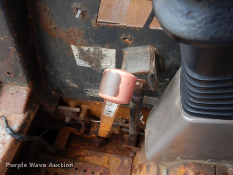 image for item DJ8124 Case 90XT  skid steer loader