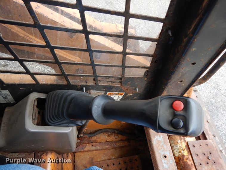 image for item DJ8124 Case 90XT  skid steer loader