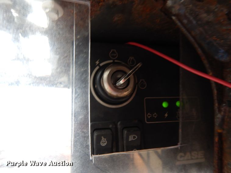 image for item DJ8124 Case 90XT  skid steer loader