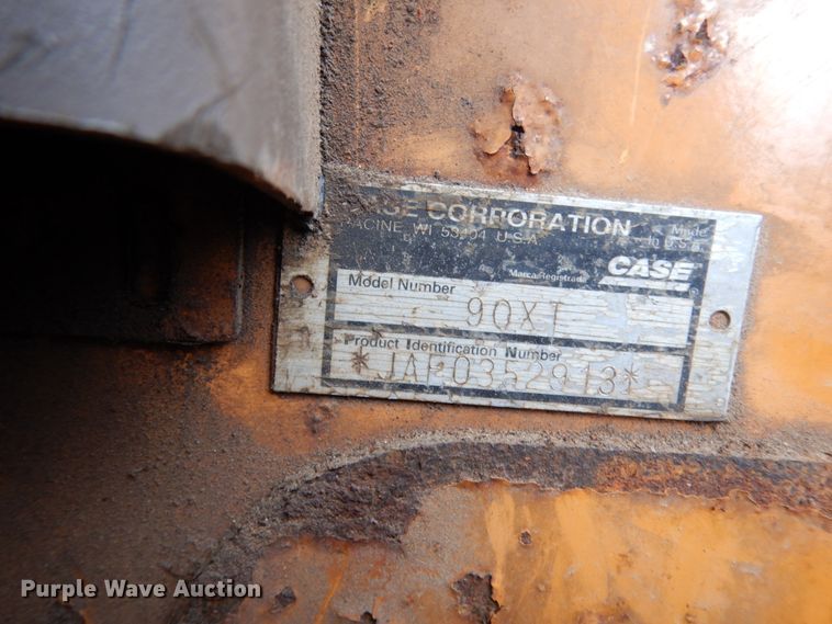 image for item DJ8124 Case 90XT  skid steer loader