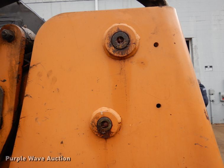 image for item DJ8124 Case 90XT  skid steer loader