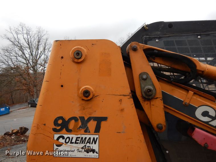 image for item DJ8124 Case 90XT  skid steer loader