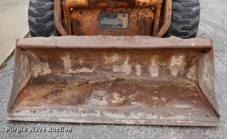 image for item DJ8124 Case 90XT  skid steer loader