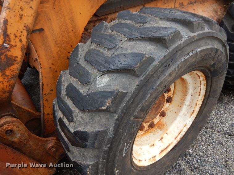 image for item DJ8124 Case 90XT  skid steer loader