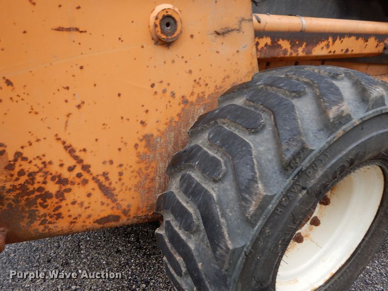 image for item DJ8124 Case 90XT  skid steer loader