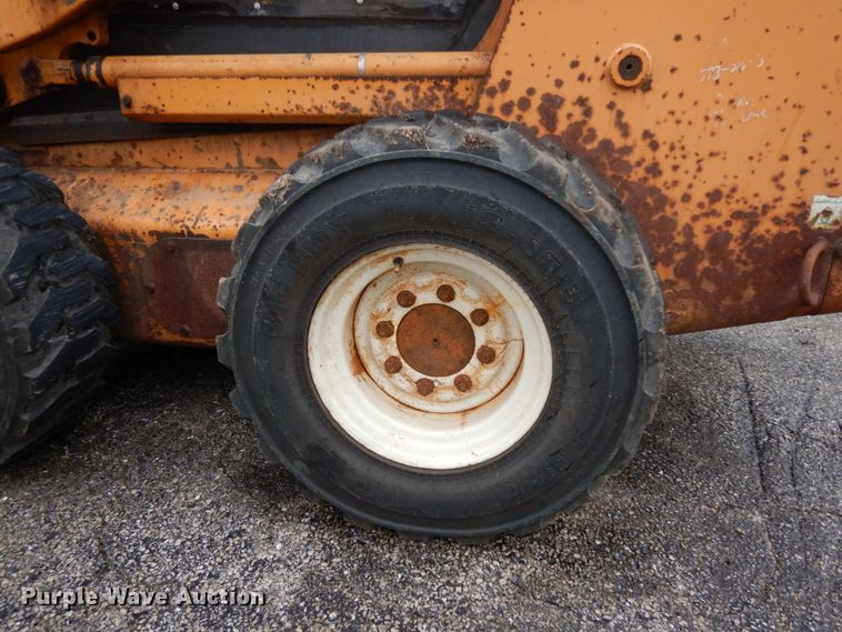 image for item DJ8124 Case 90XT  skid steer loader