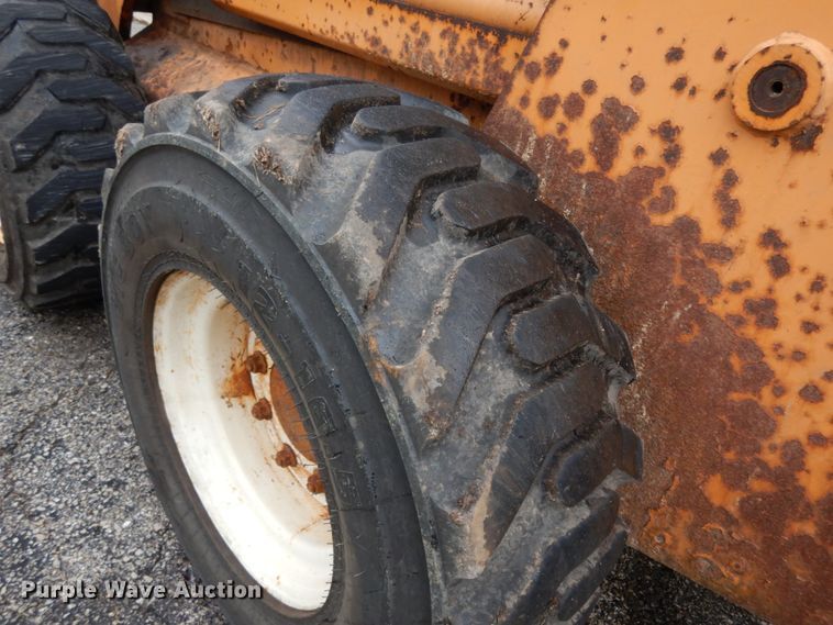 image for item DJ8124 Case 90XT  skid steer loader