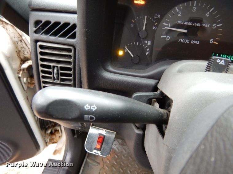 image for item DJ8129 1999 Jeep Cherokee  SUV