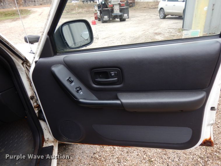 image for item DJ8129 1999 Jeep Cherokee  SUV