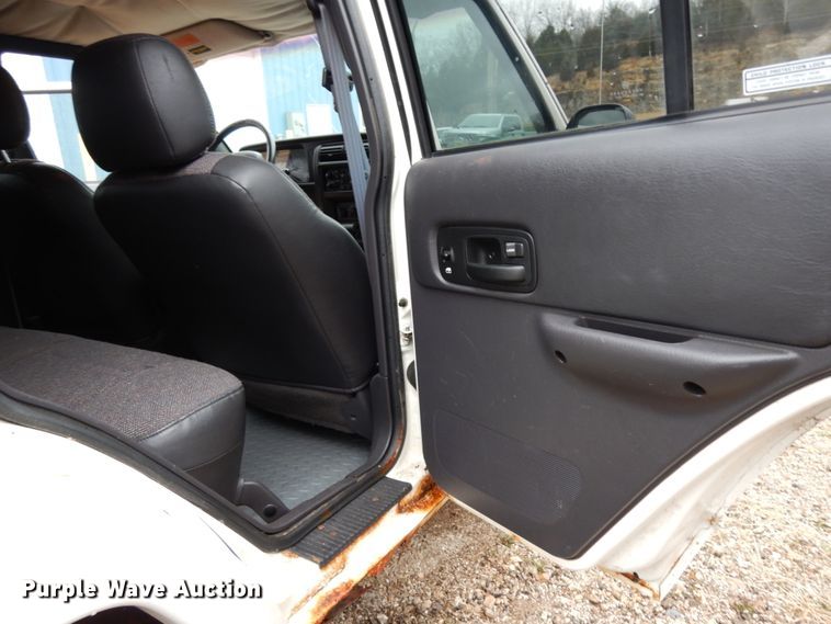 image for item DJ8129 1999 Jeep Cherokee  SUV