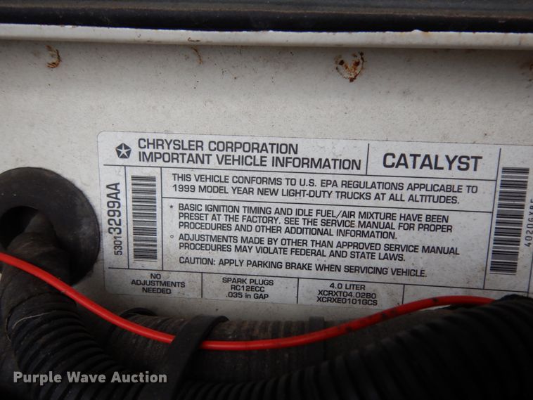 image for item DJ8129 1999 Jeep Cherokee  SUV