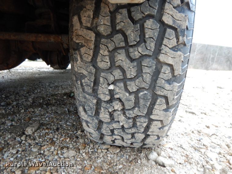 image for item DJ8129 1999 Jeep Cherokee  SUV