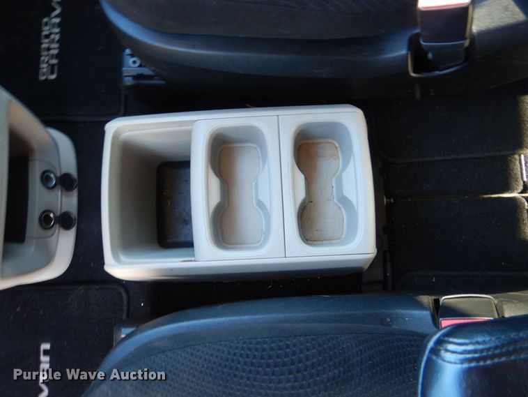 image for item DJ8532 2012 Dodge Grand Caravan  van