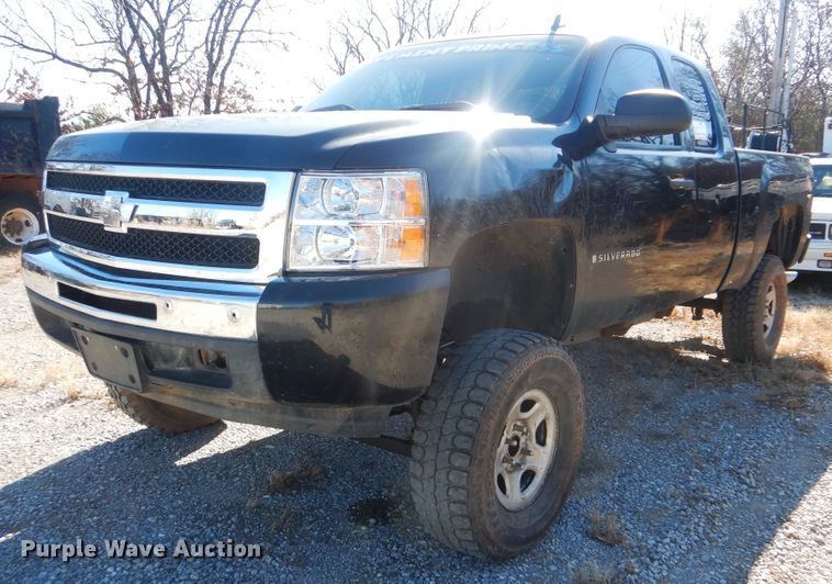image for item DJ8549 2009 Chevrolet Silverado 1500  Ext. Cab pickup truck