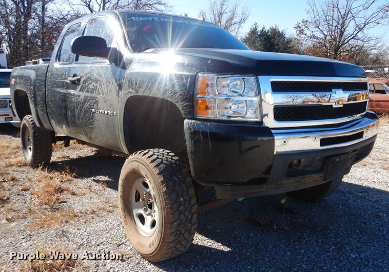 image for item DJ8549 2009 Chevrolet Silverado 1500  Ext. Cab pickup truck