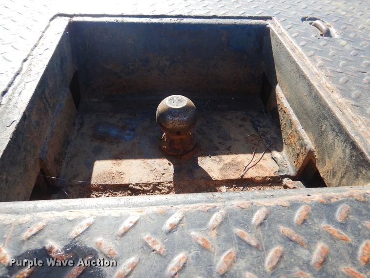 image for item DJ8564 2008 Ford F550 Super Duty XL  Crew Cab flatbed truck