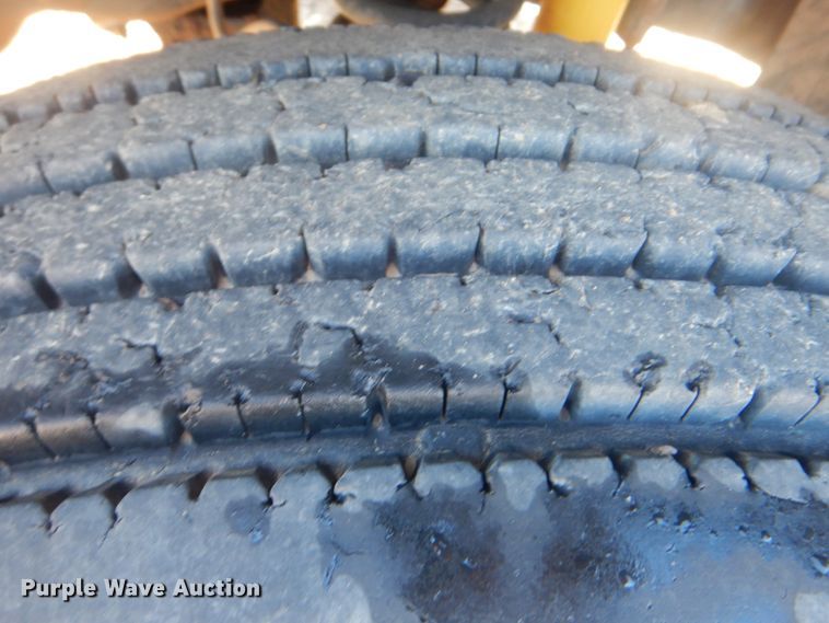 image for item DJ8564 2008 Ford F550 Super Duty XL  Crew Cab flatbed truck